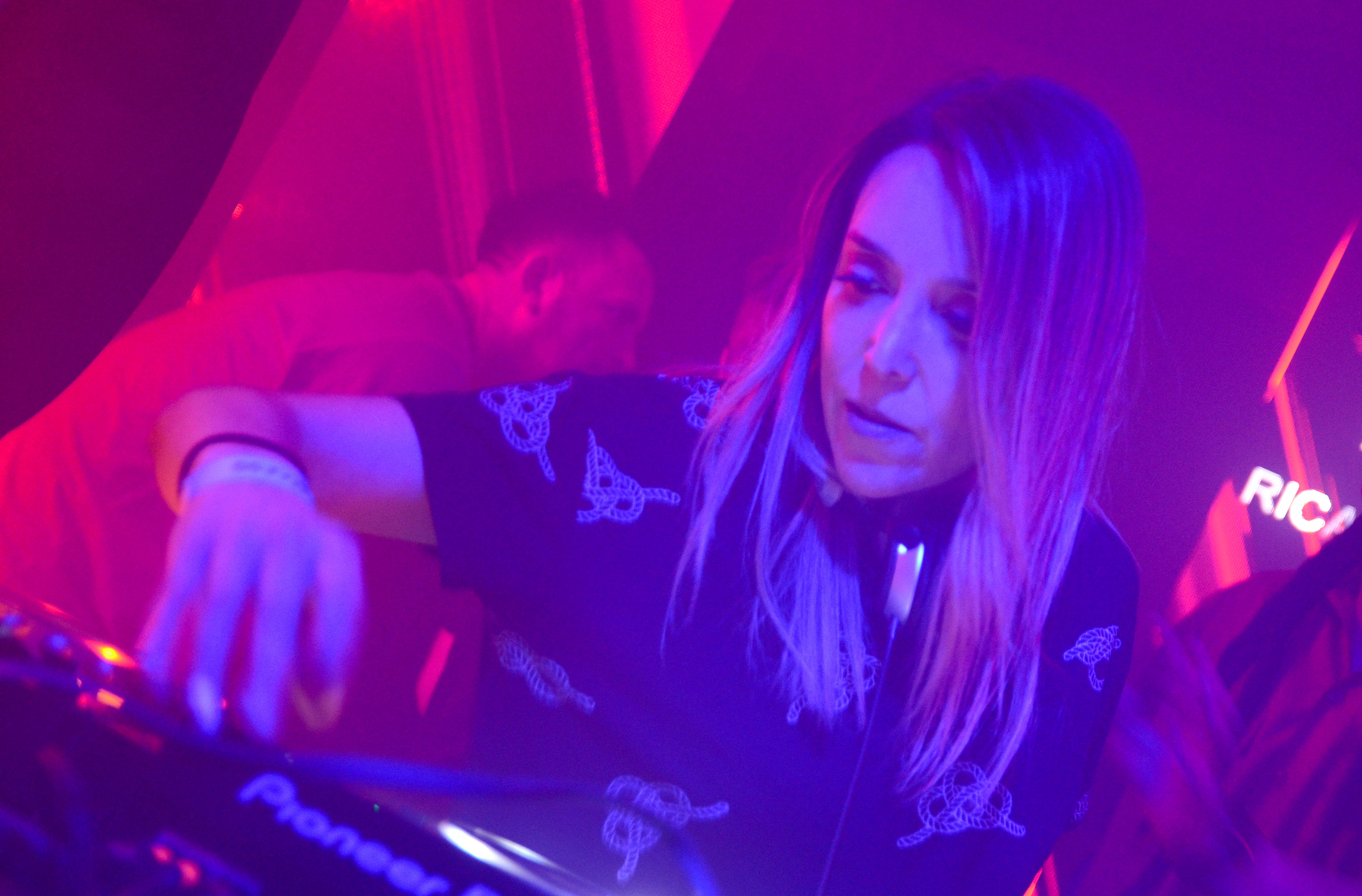 Ale Rivz Ale Reeves – XDJ Store Chile